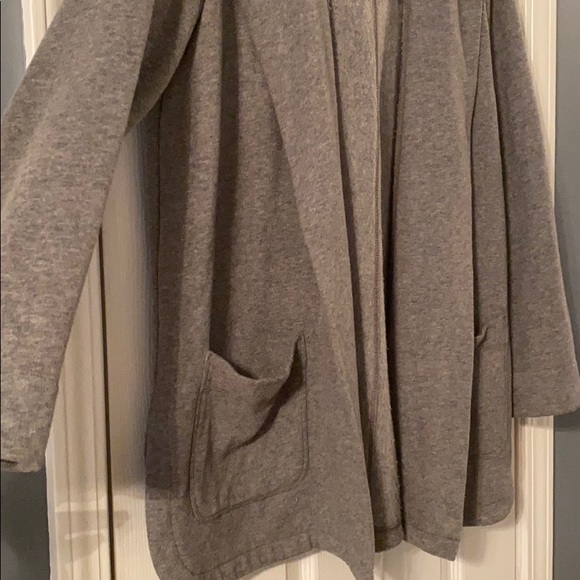 Loft Jacket - Picture 2 of 3